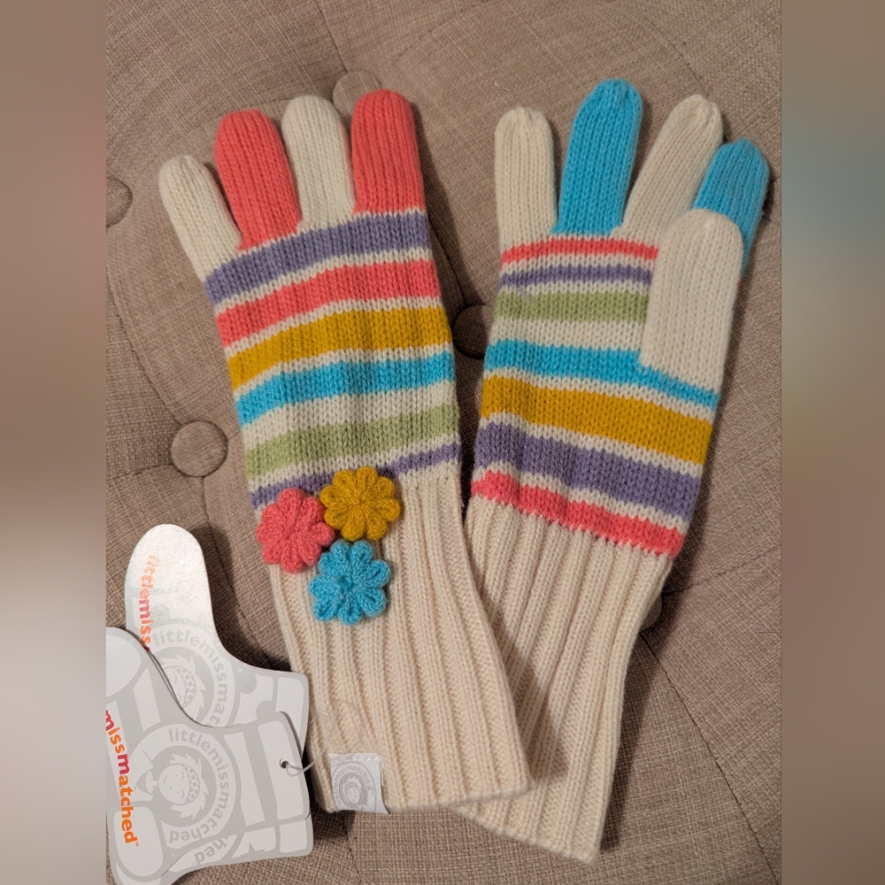 Little MissMatched striped gloves. NWT